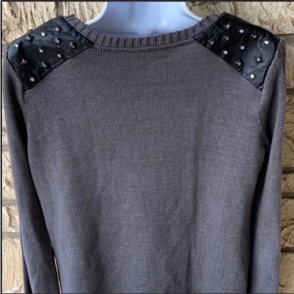 Boundary Silk lamb wool Leather sweater zipper sides 
Size Med Casual Business - Picture 9 of 12